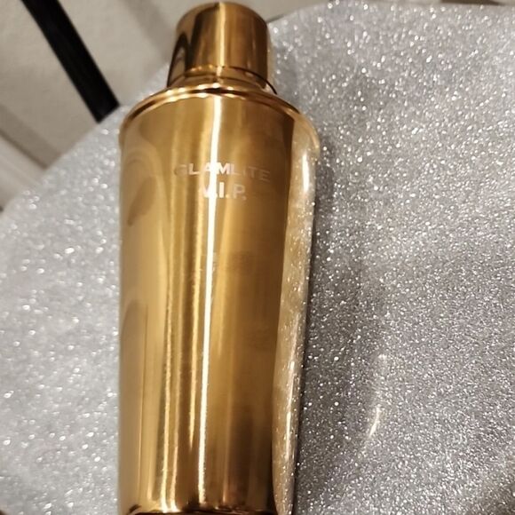 Glamlite V.I.P. Cocktail Shaker - Picture 5 of 7